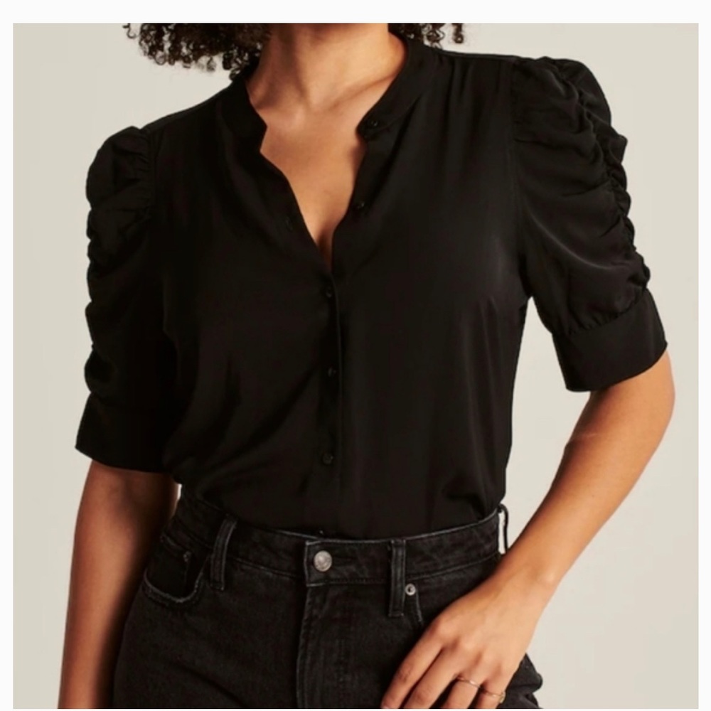 Abercrombie and Fitch Black Ruched Sleeves shirt